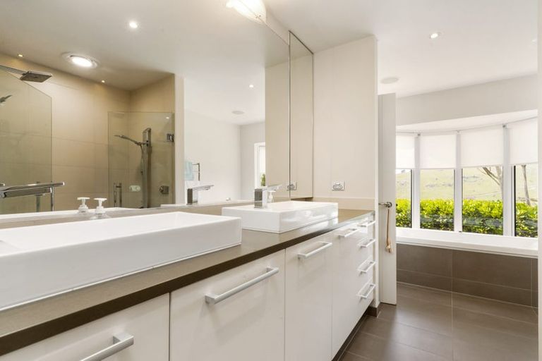 Photo of property in 18 Old Barrow Heights, Huntsbury, Christchurch, 8022