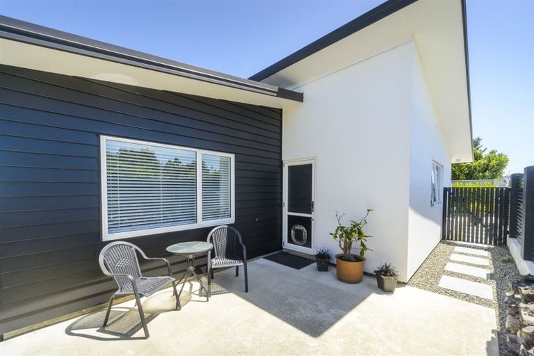 Photo of property in 39 James Line, Kelvin Grove, Palmerston North, 4414