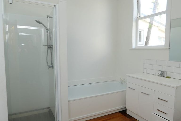 Photo of property in 74 Coromandel Street, Newtown, Wellington, 6021