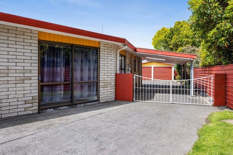 Photo of property in 206 Waihi Road, Hawera, 4610