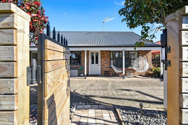 Photo of property in 247 Dey Street, Hamilton East, Hamilton, 3216