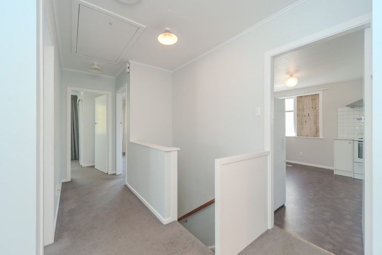 Photo of property in 6 Curtis Street, Northland, Wellington, 6012