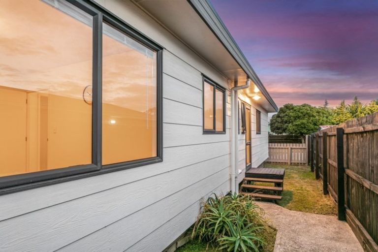 Photo of property in 2/56 Jellicoe Road, Manurewa, Auckland, 2102