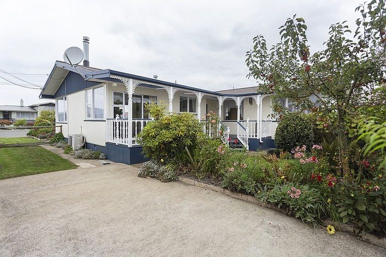 Photo of property in 74 Taward Street, Oamaru North, Oamaru, 9400