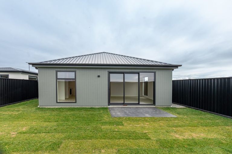 Photo of property in 48 Mcgarry Drive, Kaiapoi, 7630