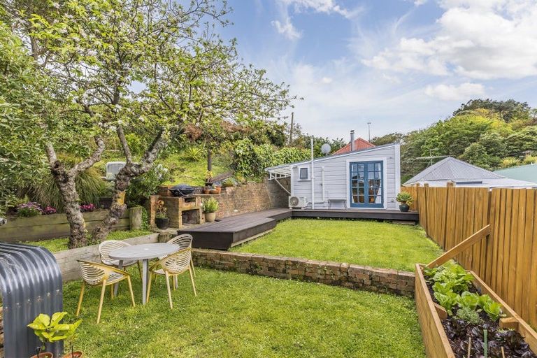 Photo of property in 95 Te Wharepouri Street, Berhampore, Wellington, 6023