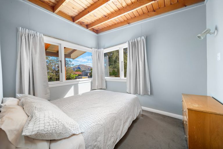Photo of property in 147 Aubrey Road, Wanaka, 9305