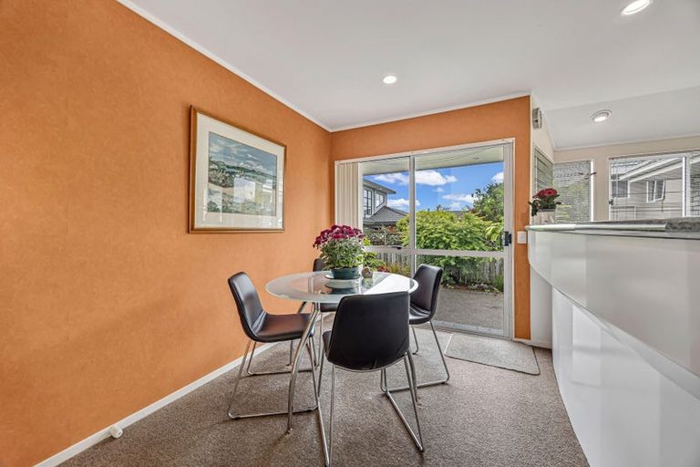 Photo of property in 15 Bluefin Way, West Harbour, Auckland, 0618