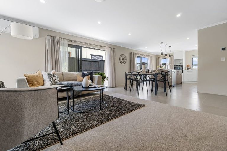 Photo of property in 37 Earp Crescent, Chartwell, 3210