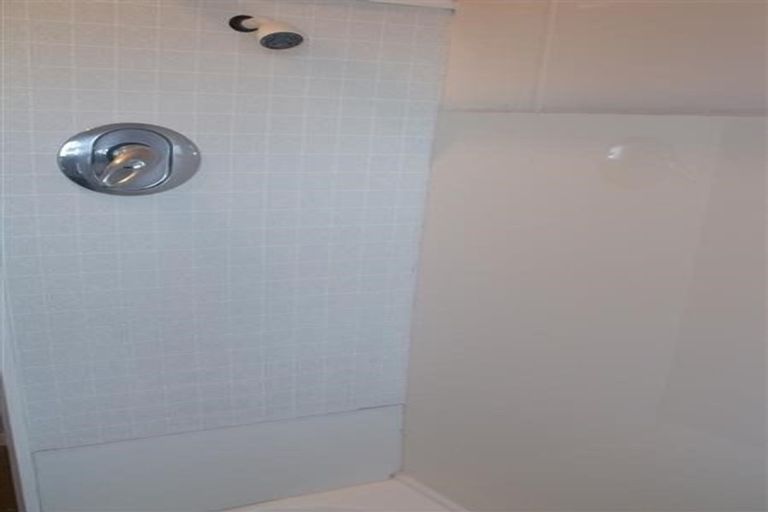Photo of property in 8a/2 Christie Crescent, Havelock North, 4130