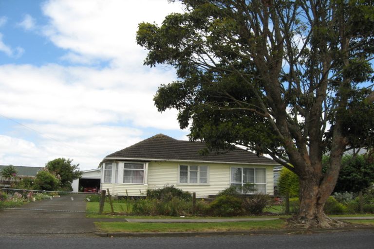 Photo of property in 102 Helvetia Road, Pukekohe, 2120