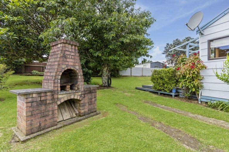 Photo of property in 128 Avalon Place, Whangamata, 3620