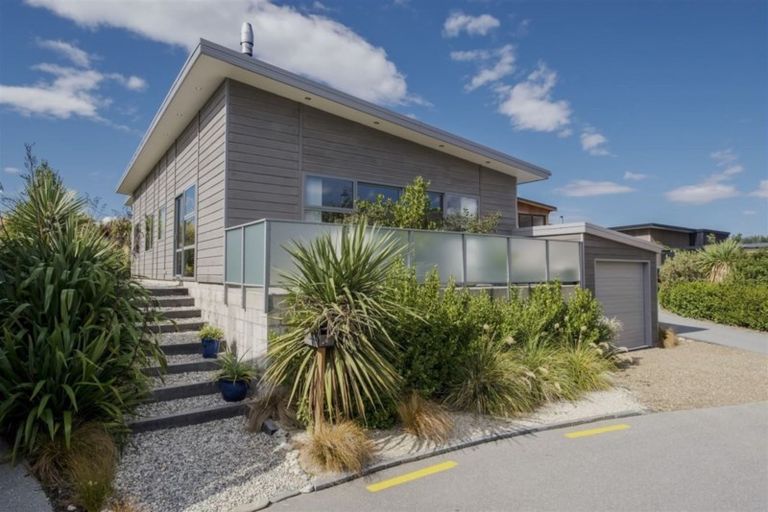 Photo of property in 5 Mohua Mews, Wanaka, 9305