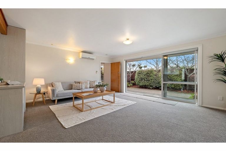 Photo of property in 25 Beckford Road, Saint Martins, Christchurch, 8022