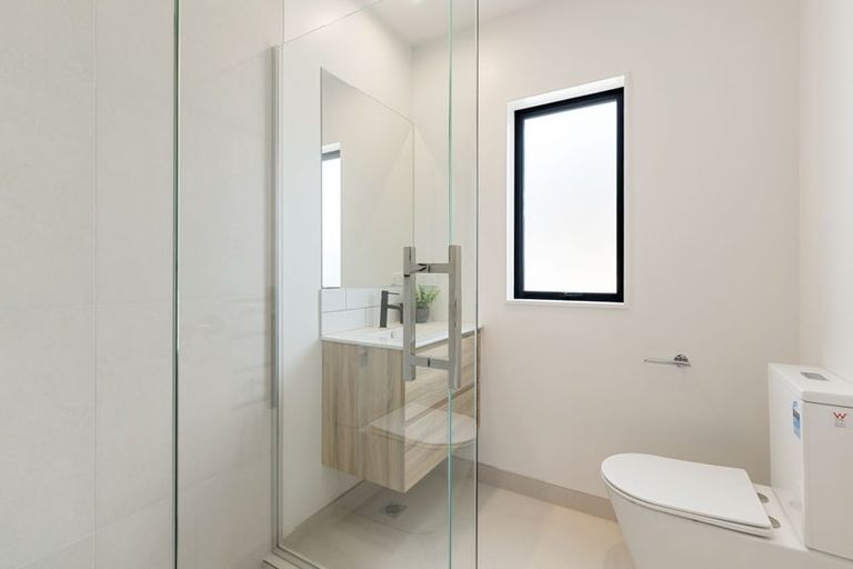 Photo of property in 15a Mahana Road, Te Rapa, Hamilton, 3200