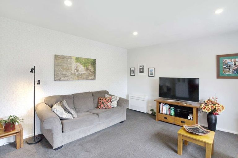 Photo of property in 15a O'neill Avenue, Northwood, Christchurch, 8051