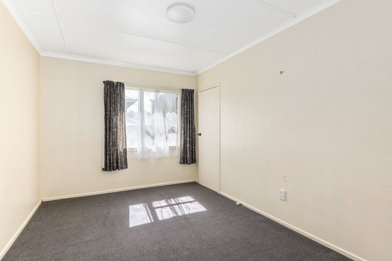 Photo of property in 111 Te Pene Avenue, Titahi Bay, Porirua, 5022