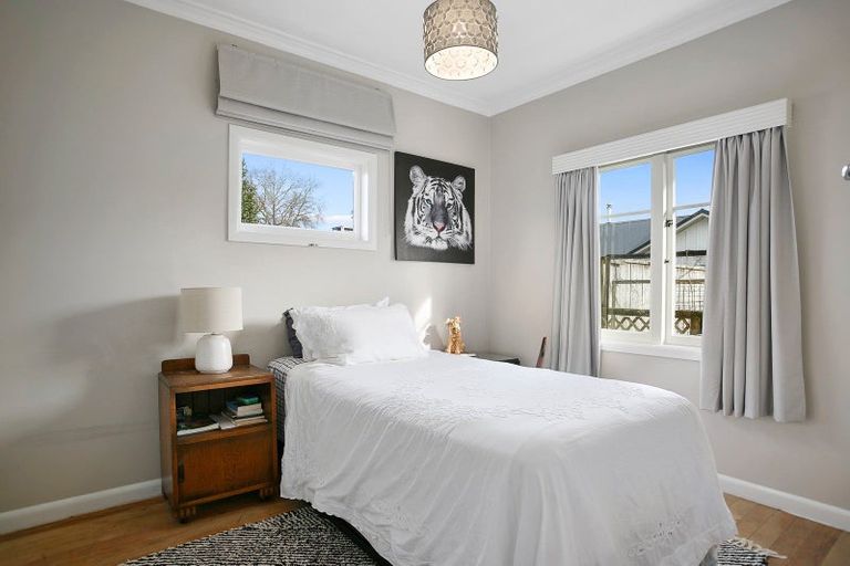 Photo of property in 38 Taylor Street, Cambridge, 3434