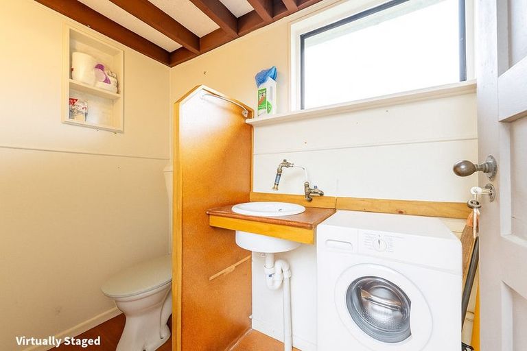 Photo of property in 42 Stirling Street, Kakanui, Oamaru, 9495