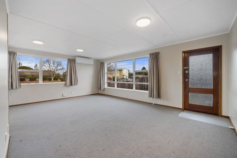 Photo of property in 49 Charnwood Crescent, Bishopdale, Christchurch, 8051