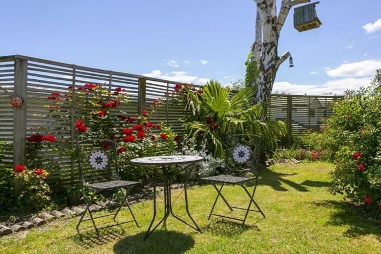 Photo of property in 33 Sunset Street, Hilltop, Taupo, 3330
