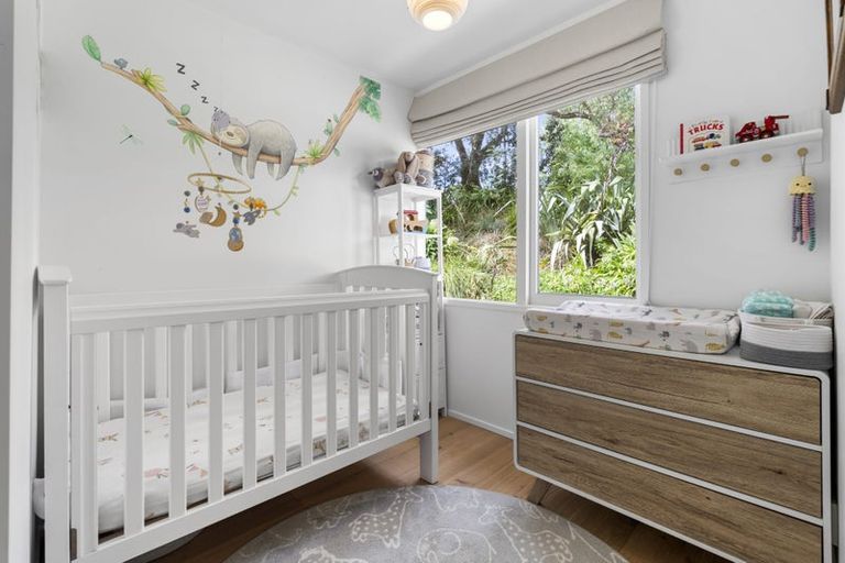 Photo of property in 2/14 Glenbush Place, Birkenhead, Auckland, 0626
