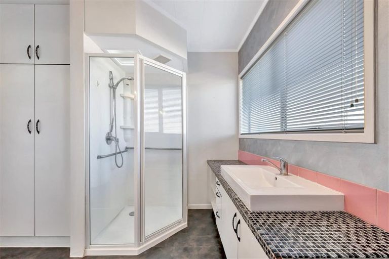 Photo of property in 5a Cascade Place, Chartwell, Hamilton, 3210