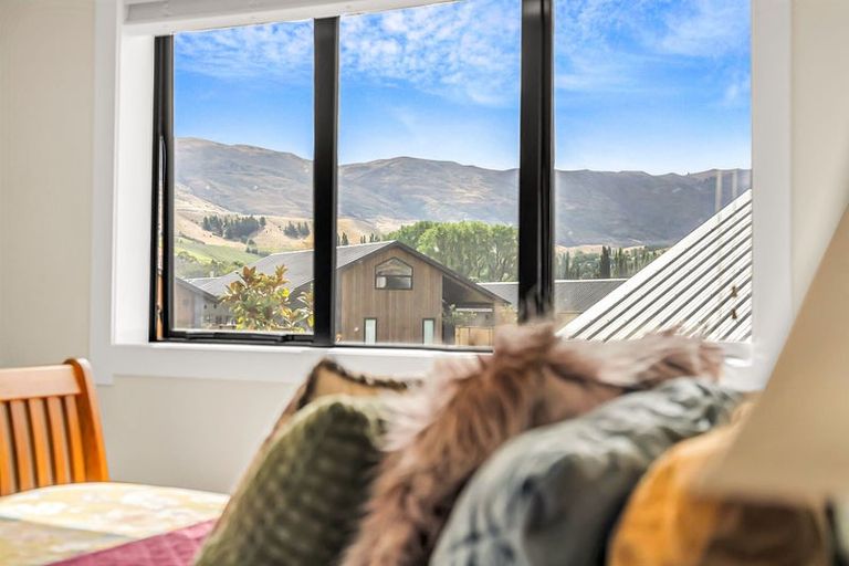 Photo of property in 2 Magnum Drive, Cromwell, 9310