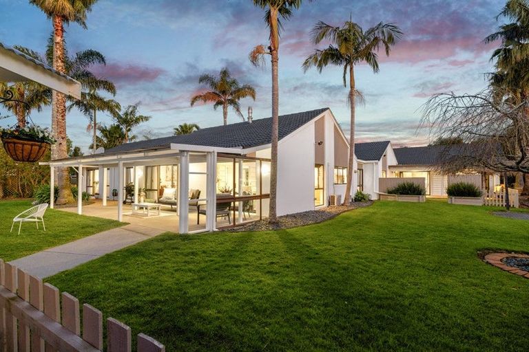 Photo of property in 74 Dale Road, Ramarama, Drury, 2579