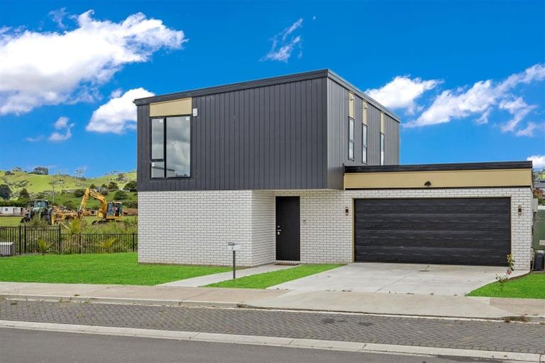 Photo of property in 7 Waikaha Street, Pokeno, 2472