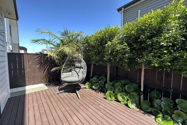 Photo of property in 3 Roa Avenue, Hobsonville, Auckland, 0616