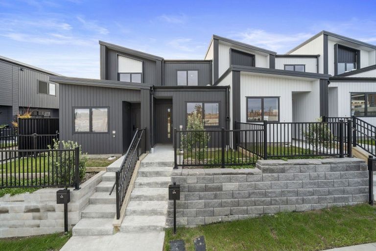 Photo of property in 2/4 Glenburn Road, Hobsonville, Auckland, 0616