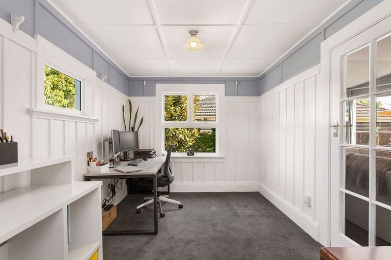 Photo of property in 112 Knowles Street, St Albans, Christchurch, 8052