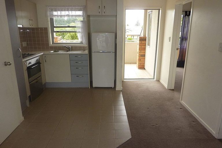 Photo of property in 4/33 Kenderdine Road, Papatoetoe, Auckland, 2025