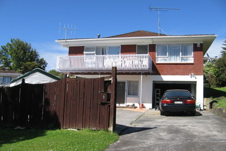 Photo of property in 5 Lendenfeld Drive, Papatoetoe, Auckland, 2025