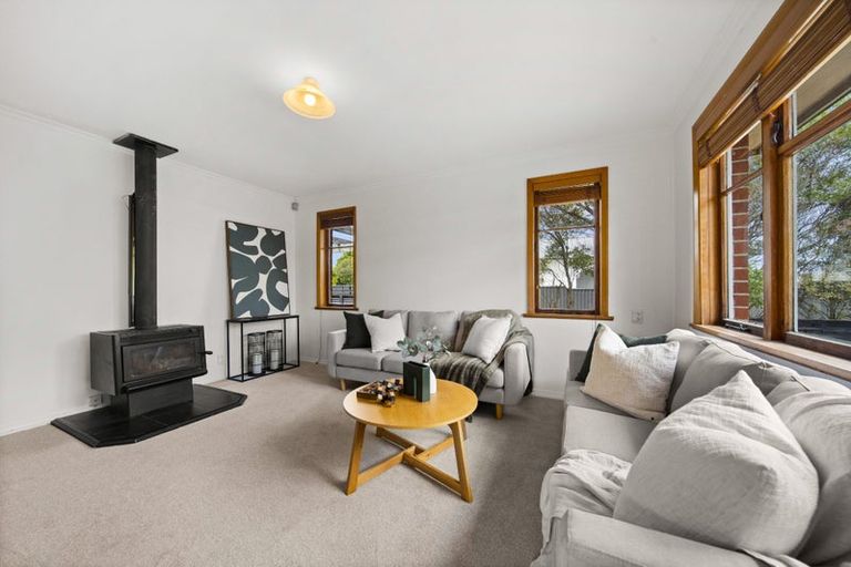 Photo of property in 12 Cambridge Road, Martinborough, 5711