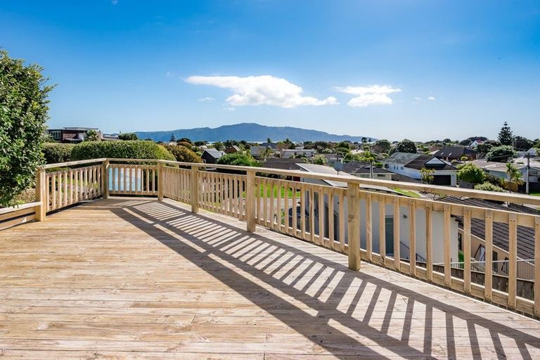Photo of property in 14a Falla Street, Paraparaumu Beach, Paraparaumu, 5032