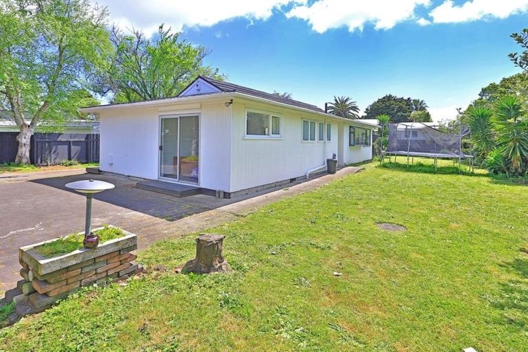 Photo of property in 19 Takanini School Road, Takanini, 2112