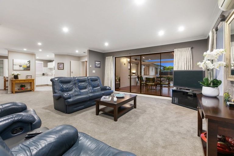 Photo of property in 13 Hinewa Road, Otumoetai, Tauranga, 3110