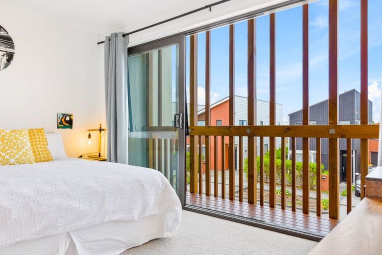 Photo of property in 7 Kanuka Road, Hobsonville, Auckland, 0616