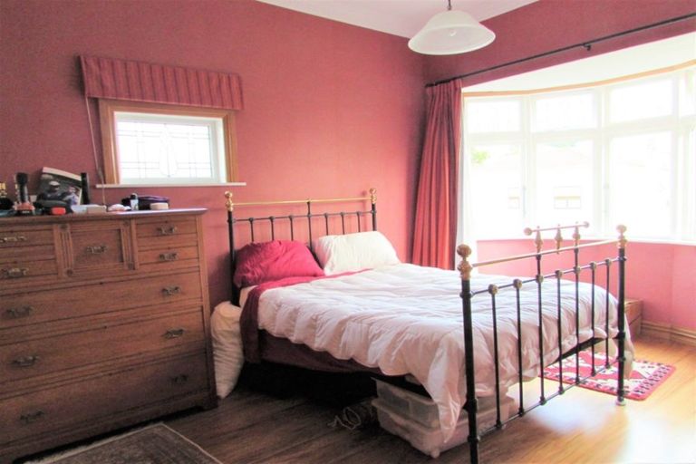 Photo of property in 11 Mckinley Crescent, Brooklyn, Wellington, 6021