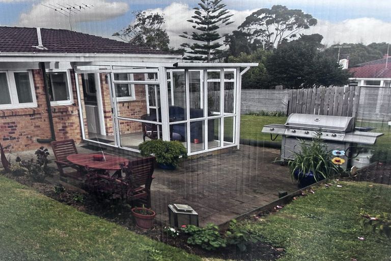 Photo of property in 28b Pegler Drive, Howick, Auckland, 2014