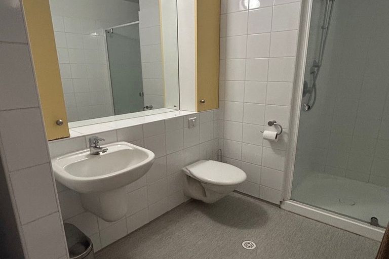 Photo of property in Kelvin House, 1g/16 The Terrace, Wellington Central, Wellington, 6011