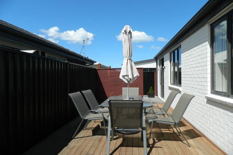 Photo of property in 8 Ranginui Drive, Kaiapoi, 7630