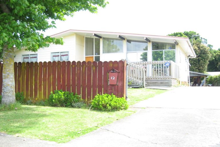 Photo of property in 12 Killington Crescent, Mangere, Auckland, 2022