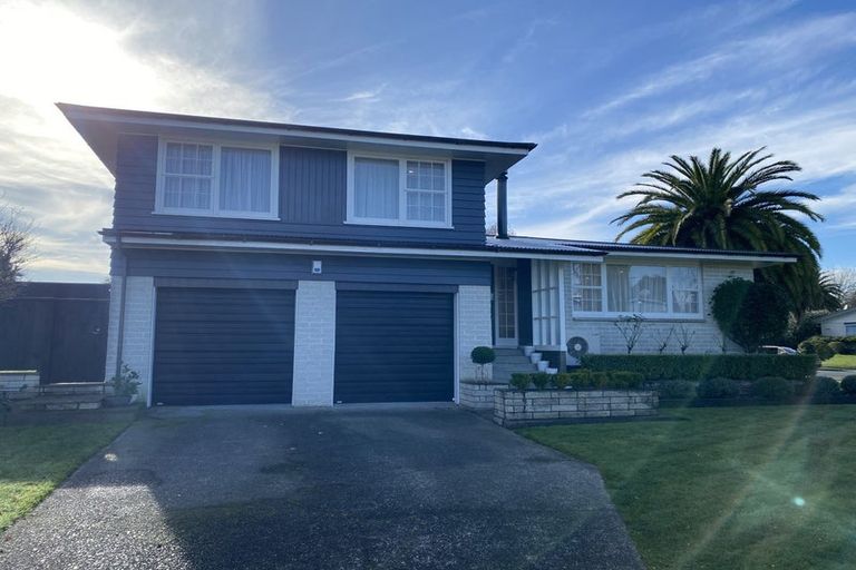 Photo of property in 3 Akron Grove, Totara Park, Upper Hutt, 5018