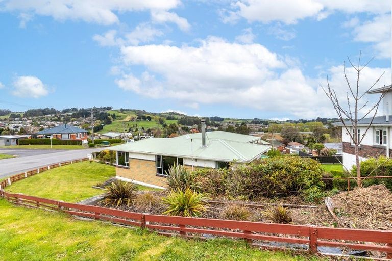 Photo of property in 68 Waldron Crescent, Green Island, Dunedin, 9018