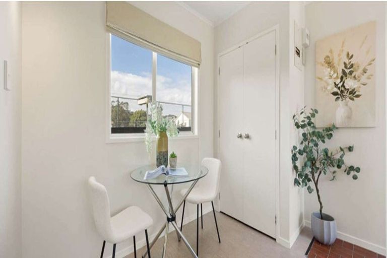 Photo of property in 1/35 Vivian Wilson Drive, Eastern Beach, Auckland, 2012