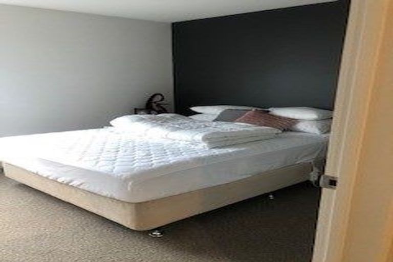 Photo of property in 4/255 Kilmore Street, Christchurch Central, Christchurch, 8011