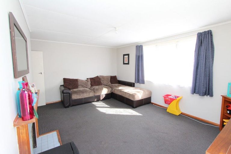 Photo of property in 76 Te Puea Avenue, Meremere, Mercer, 2474